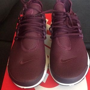 Women’s Nike presto